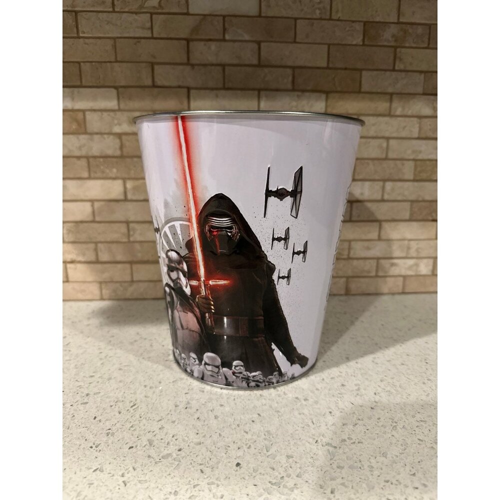 Star Wars Force Awakens‎ Limited Edition Collectible Embossed Popcorn Tin
